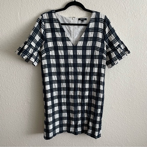 Madewell Mini Bell Sleeve Dress in Leighton Plaid Size 10 - Picture 5 of 16